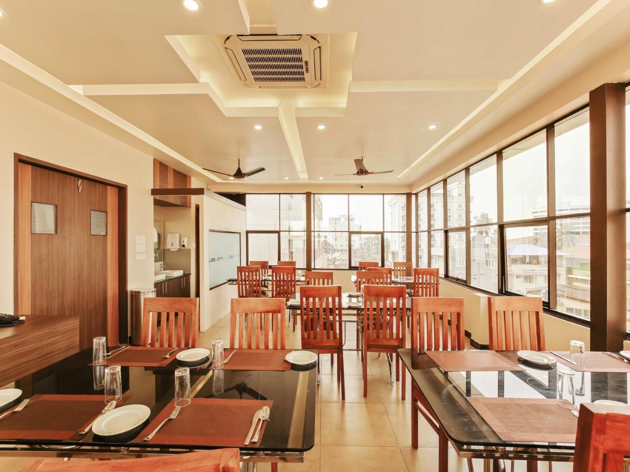 Treebo Goodland Residency Hotel Thiruvananthapuram Exterior photo